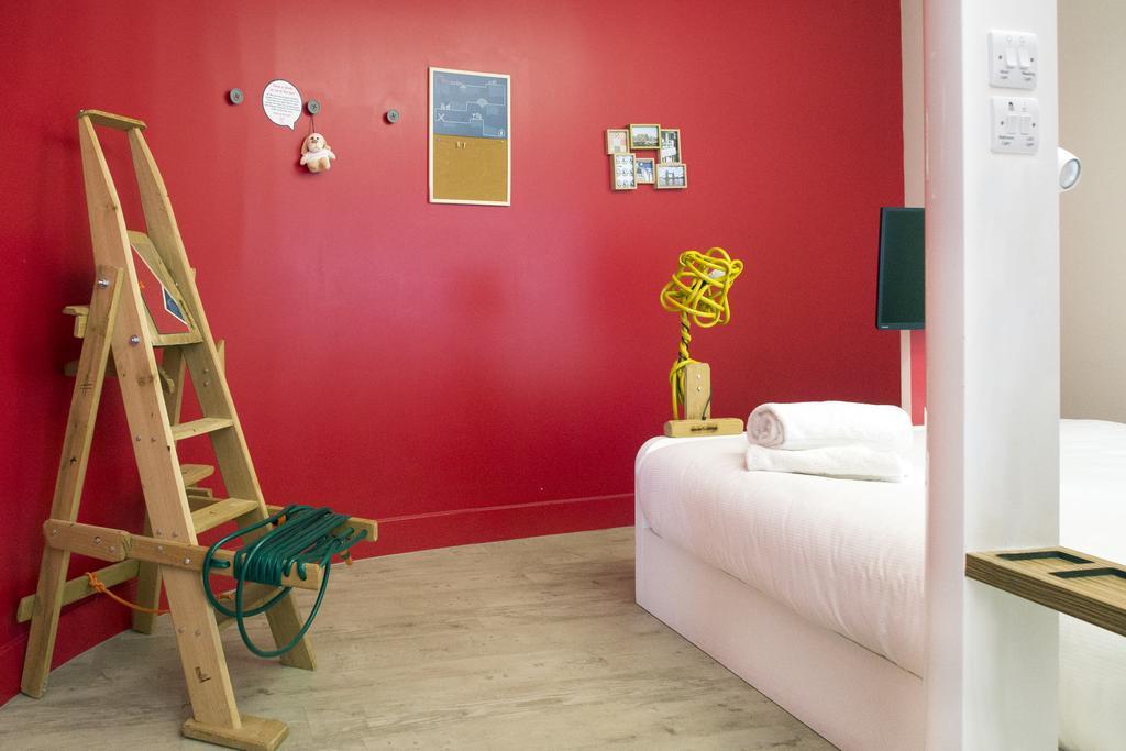 Standard Double Room without Window,398879067:JPEG